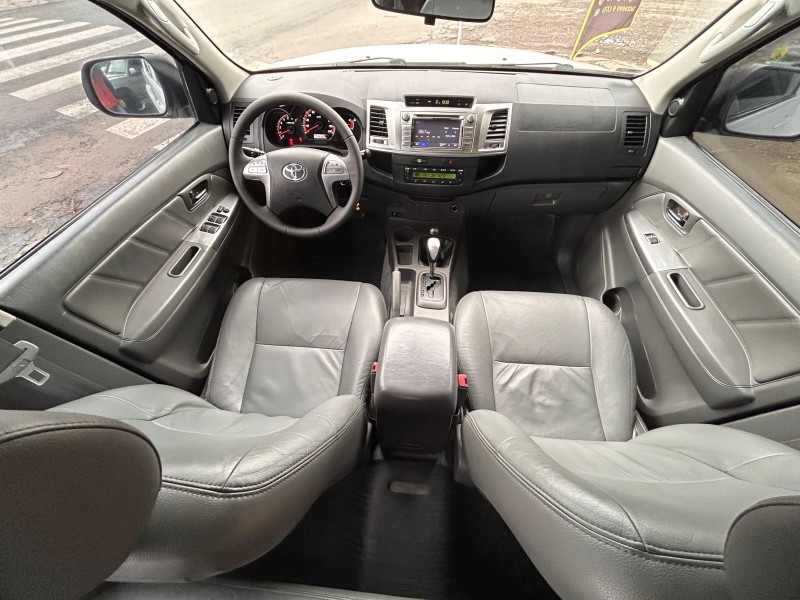 HILUX 2.7 SRV 4X4 CD 16V FLEX 4P AUTOMÁTICO - 2014 - TRêS COROAS