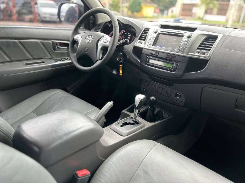 HILUX 2.7 SRV 4X4 CD 16V FLEX 4P AUTOMÁTICO - 2014 - TRêS COROAS