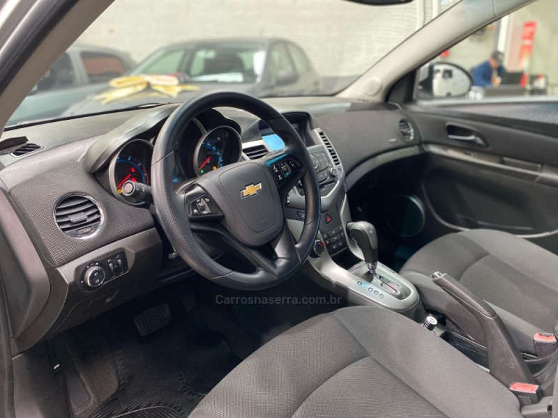 CRUZE 1.8 LT 16V FLEX 4P AUTOMÁTICO - 2013 - VACARIA
