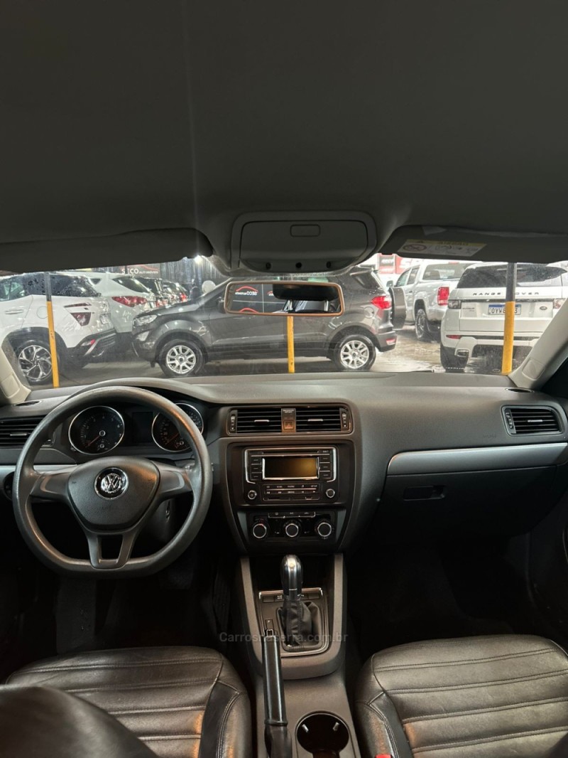 JETTA 2.0 TRENDLINE FLEX 4P TIPTRONIC - 2016 - PASSO FUNDO