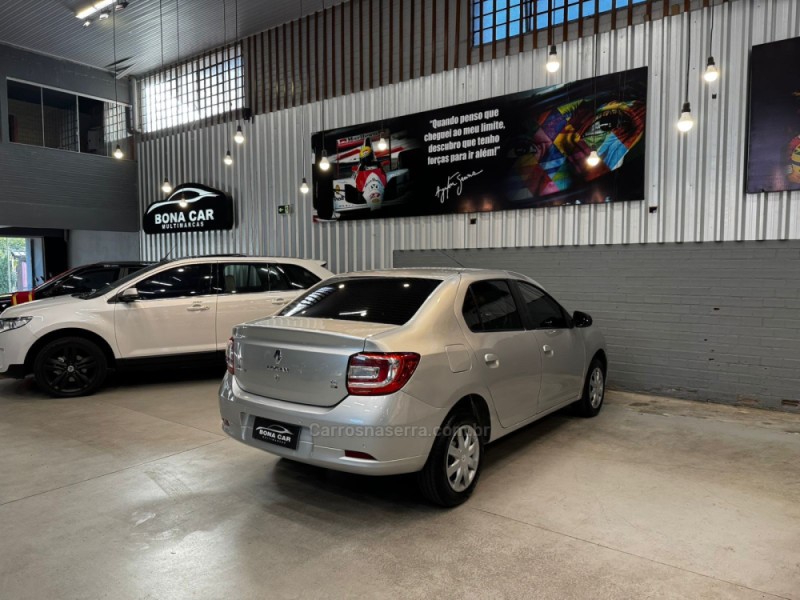 LOGAN 1.6 EXPRESSION 16V FLEX 4P AUTOMÁTICO - 2017 - CAXIAS DO SUL