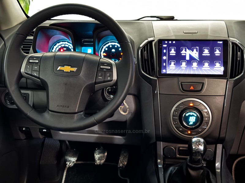S10 2.4 LTZ 4X2 CD 8V FLEX 4P MANUAL - 2013 - ESTâNCIA VELHA