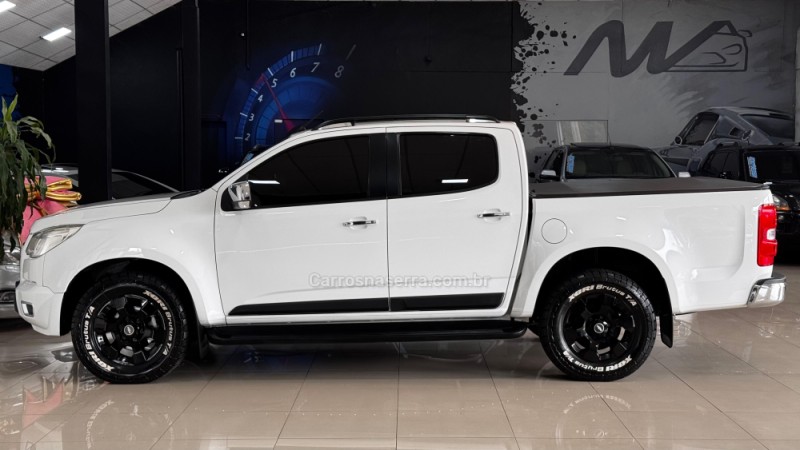 S10 2.4 LTZ 4X2 CD 8V FLEX 4P MANUAL - 2013 - ESTâNCIA VELHA