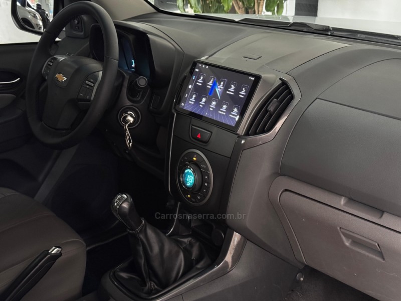 S10 2.4 LTZ 4X2 CD 8V FLEX 4P MANUAL - 2013 - ESTâNCIA VELHA