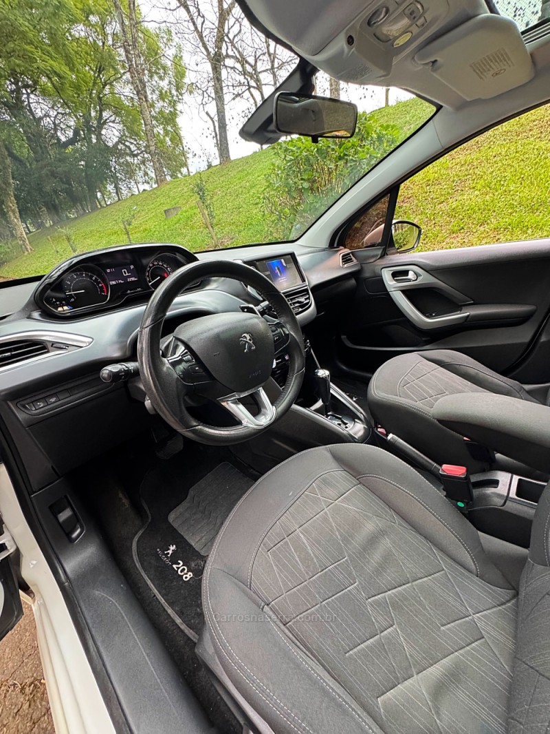 208 1.6 GRIFFE 16V FLEX 4P AUTOMÁTICO - 2014 - PASSO FUNDO