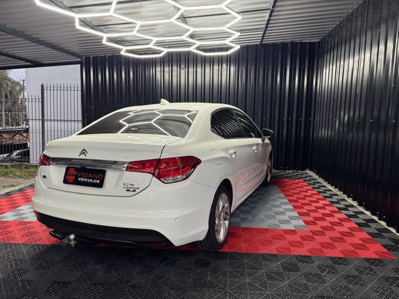 C4 LOUNGE 1.6 EXCLUSIVE 16V TURBO GASOLINA 4P AUTOMÁTICO - 2015 - CAXIAS DO SUL