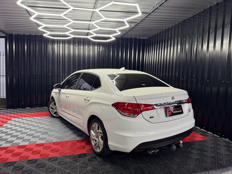 C4 LOUNGE 1.6 EXCLUSIVE 16V TURBO GASOLINA 4P AUTOMÁTICO - 2015 - CAXIAS DO SUL