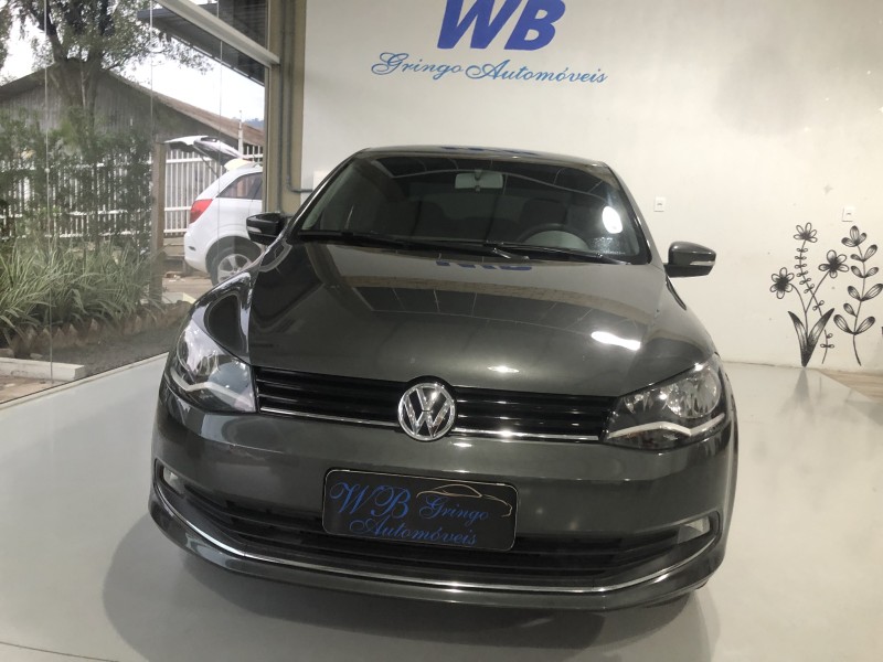 VOYAGE 1.6 MI COMFORTLINE 8V FLEX 4P MANUAL - 2013 - VALE REAL