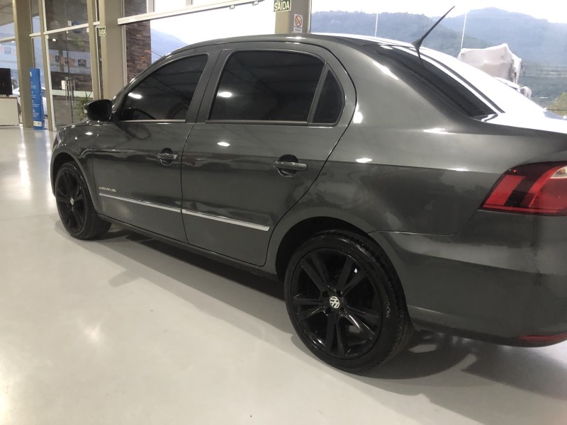 VOYAGE 1.6 MI COMFORTLINE 8V FLEX 4P MANUAL - 2013 - VALE REAL