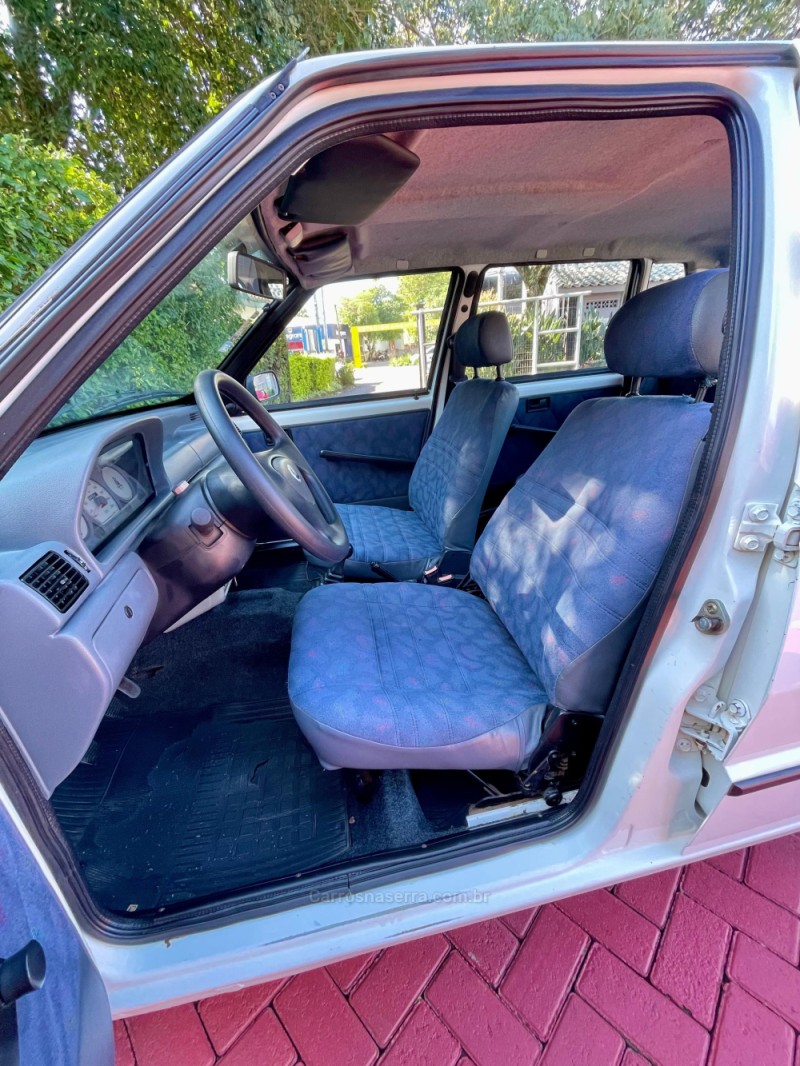UNO 1.0 MPI MILLE 8V GASOLINA 4P MANUAL - 2002 - ROLANTE