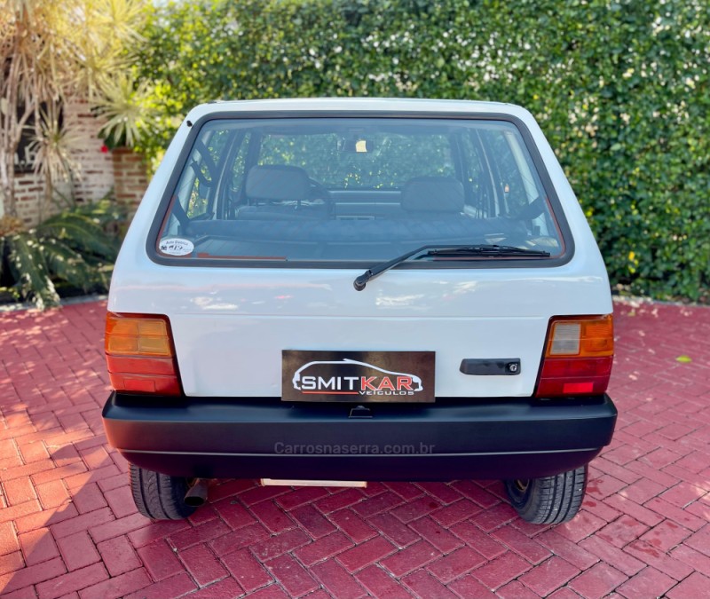 UNO 1.0 MPI MILLE 8V GASOLINA 4P MANUAL - 2002 - ROLANTE