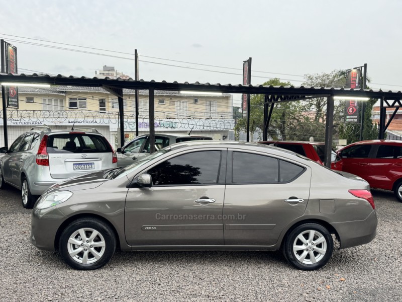 VERSA 1.6 16V FLEX SL 4P MANUAL - 2014 - NOVO HAMBURGO