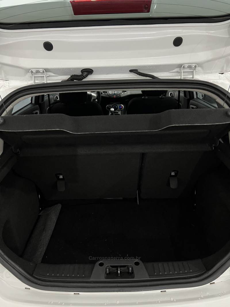 FIESTA 1.6 SE HATCH 16V FLEX 4P MANUAL - 2015 - CAXIAS DO SUL