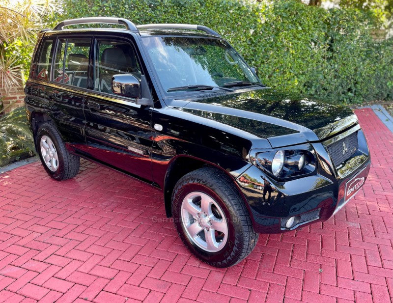 PAJERO TR4 2.0 4X4 16V 140CV FLEX 4P AUTOMÁTICO - 2008 - ROLANTE