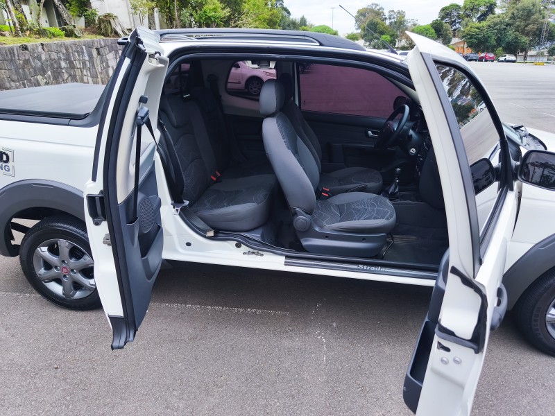 STRADA 1.4 MPI HARD WORKING CD 8V FLEX 3P MANUAL - 2016 - CAXIAS DO SUL