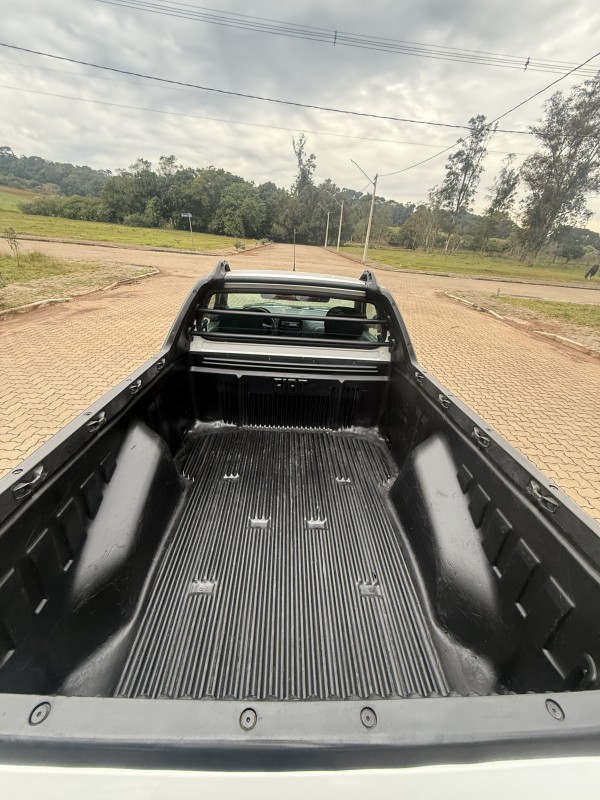 STRADA 1.4 MPI WORKING CE 8V FLEX 2P MANUAL - 2020 - ARROIO DO MEIO