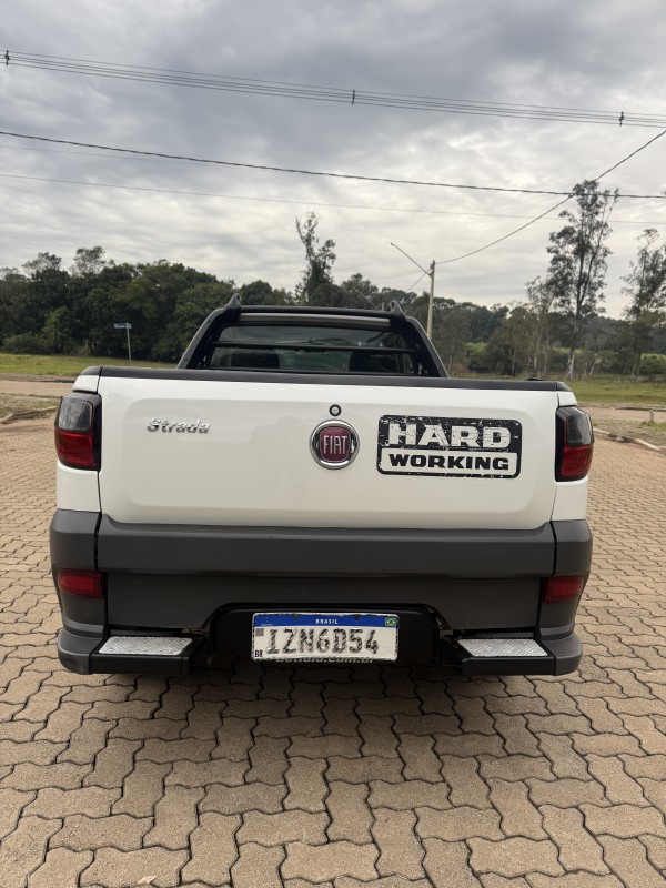STRADA 1.4 MPI WORKING CE 8V FLEX 2P MANUAL - 2020 - ARROIO DO MEIO
