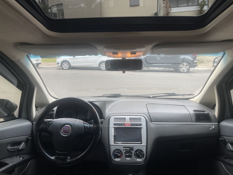 PUNTO 1.4 ATTRACTIVE ITALIA 8V FLEX 4P MANUAL - 2010 - BENTO GONçALVES