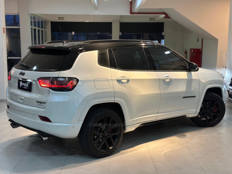 COMPASS 2.0 HURRICANE BLACKHAWK 4X4 TURBO GASOLINA 4P AUTOMÁTICO - 2025 - CAXIAS DO SUL