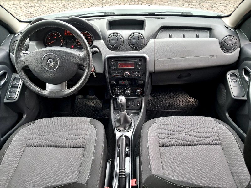 DUSTER 1.6 4X2 16V FLEX 4P MANUAL - 2014 - CAXIAS DO SUL