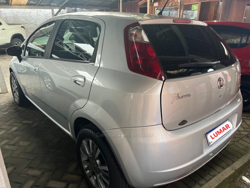 PUNTO 1.6 ESSENCE 16V FLEX 4P MANUAL - 2012 - GARIBALDI
