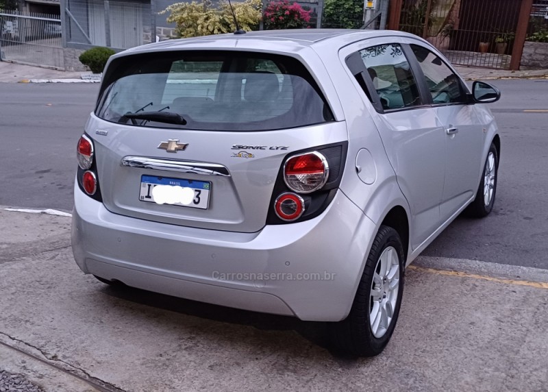 SONIC 1.6 LTZ 16V FLEX 4P MANUAL - 2013 - FARROUPILHA