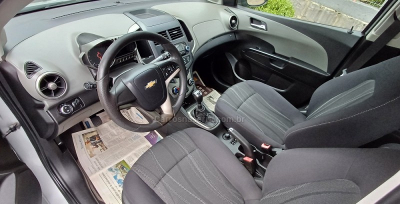 SONIC 1.6 LTZ 16V FLEX 4P MANUAL - 2013 - FARROUPILHA