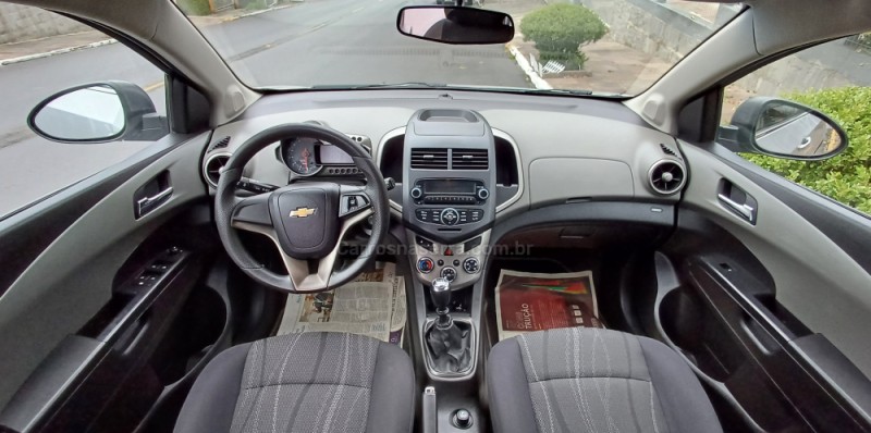 SONIC 1.6 LTZ 16V FLEX 4P MANUAL - 2013 - FARROUPILHA