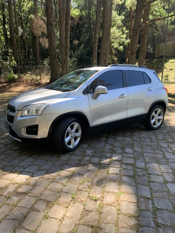 tracker 1.8 mpfi ltz 4x2 16v flex 4p automatico 2015 caxias do sul