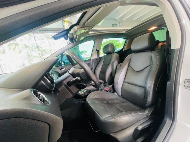 308 1.6 TURBO 16V GRIFFE THP 4P FLEX AUTOMÁTICO - 2016 - CAXIAS DO SUL