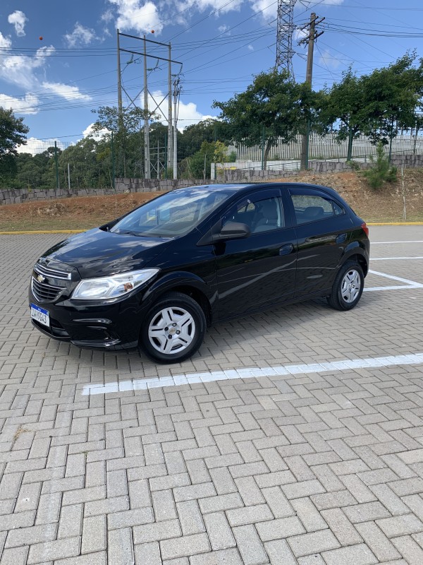 ONIX 1.0 LT 12V FLEX 4P MANUAL - 2016 - CAXIAS DO SUL