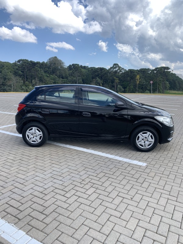 ONIX 1.0 LT 12V FLEX 4P MANUAL - 2016 - CAXIAS DO SUL