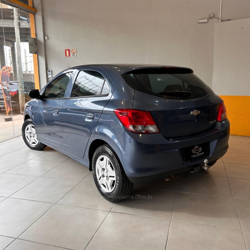 ONIX 1.0 MPFI LT 8V FLEX 4P MANUAL - 2014 - SAPUCAIA DO SUL
