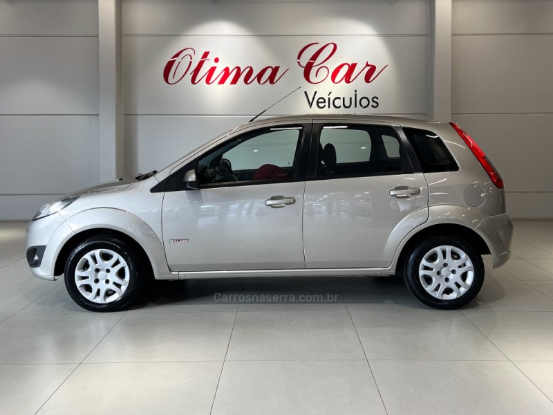 FIESTA 1.6 MPI CLASS HATCH 8V FLEX 4P MANUAL - 2013 - FLORES DA CUNHA