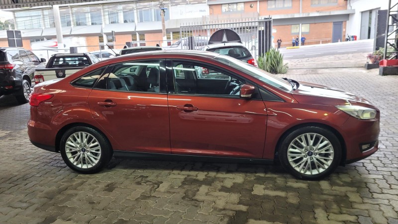 FOCUS 2.0 SE SEDAN 16V FLEX 4P AUTOMÁTICO - 2018 - GARIBALDI