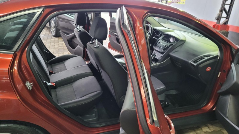 FOCUS 2.0 SE SEDAN 16V FLEX 4P AUTOMÁTICO - 2018 - GARIBALDI