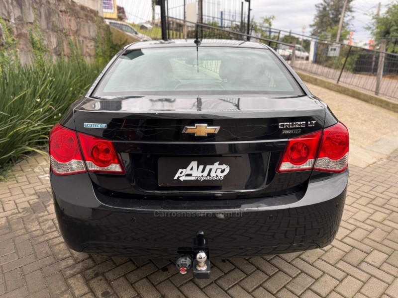 CRUZE 1.8 LT 16V FLEX 4P MANUAL - 2014 - FARROUPILHA