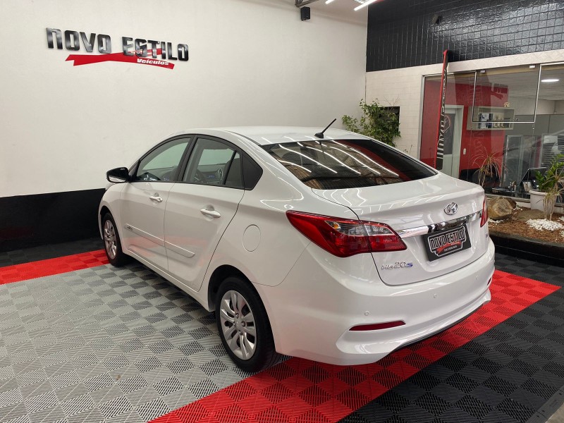 HB20 1.6 COMFORT PLUS 16V FLEX 4P MANUAL - 2017 - CAXIAS DO SUL