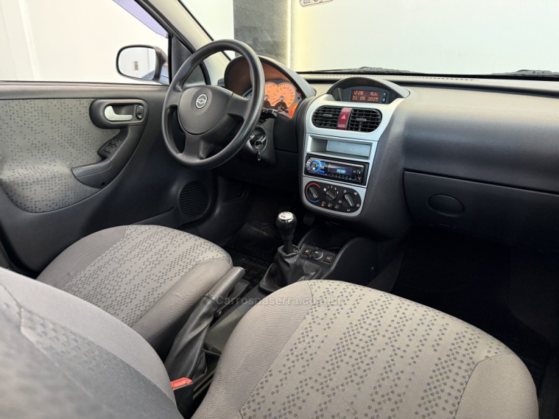 CORSA 1.8 MPFI PREMIUM SEDAN 8V FLEX 4P MANUAL - 2006 - ESTâNCIA VELHA