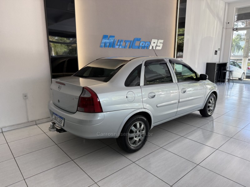 CORSA 1.8 MPFI PREMIUM SEDAN 8V FLEX 4P MANUAL - 2006 - ESTâNCIA VELHA