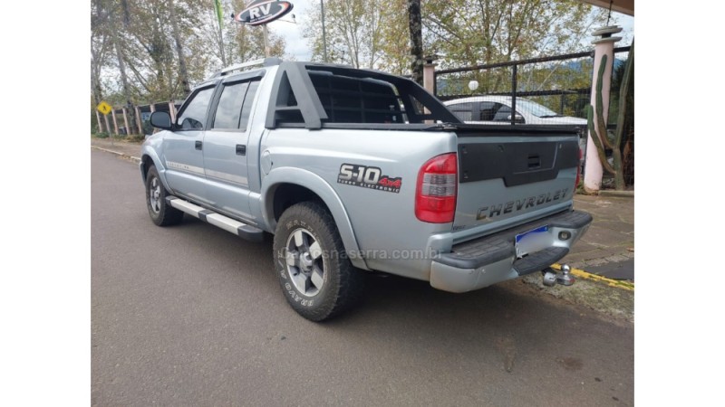 S10 2.8 EXECUTIVE 4X4 CD 12V TURBO INTERCOOLER DIESEL 4P MANUAL - 2011 - CARLOS BARBOSA