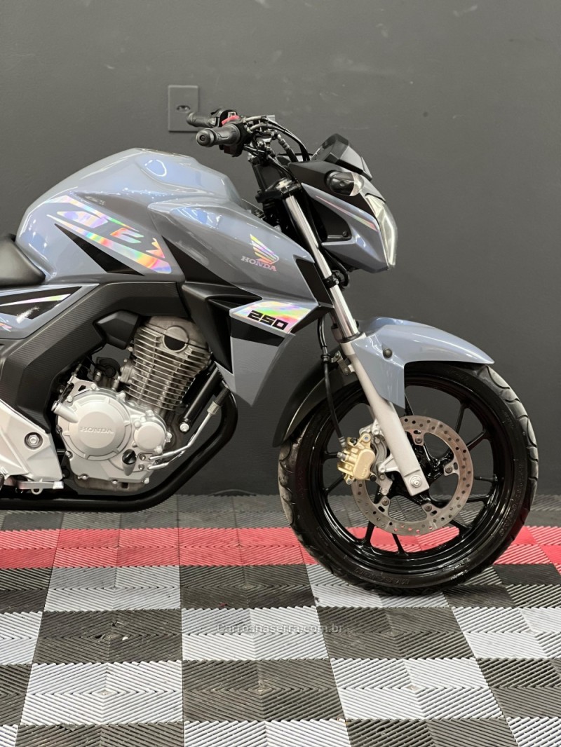 CB 250F TWISTER  - 2017 - NOVO HAMBURGO