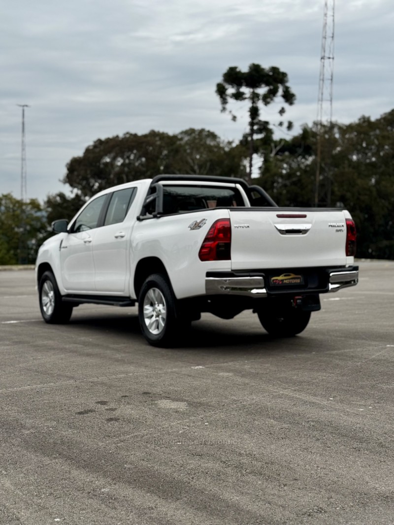 HILUX 2.8 SRV 4X4 CD 16V DIESEL 4P AUTOMÁTICO - 2016 - CAXIAS DO SUL