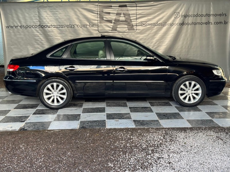 AZERA 3.3 MPFI GLS SEDAN V6 24V GASOLINA 4P AUTOMÁTICO - 2009 - NOVA PRATA