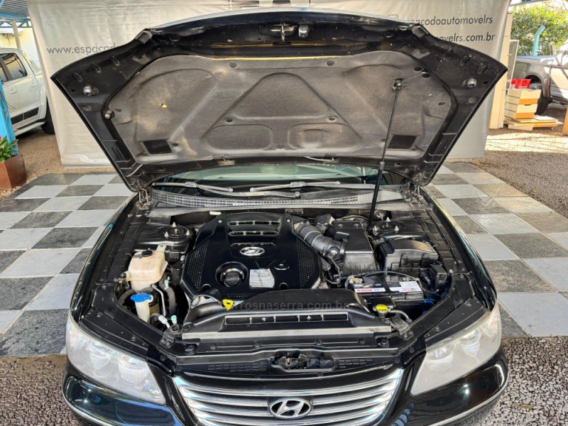 AZERA 3.3 MPFI GLS SEDAN V6 24V GASOLINA 4P AUTOMÁTICO - 2009 - NOVA PRATA