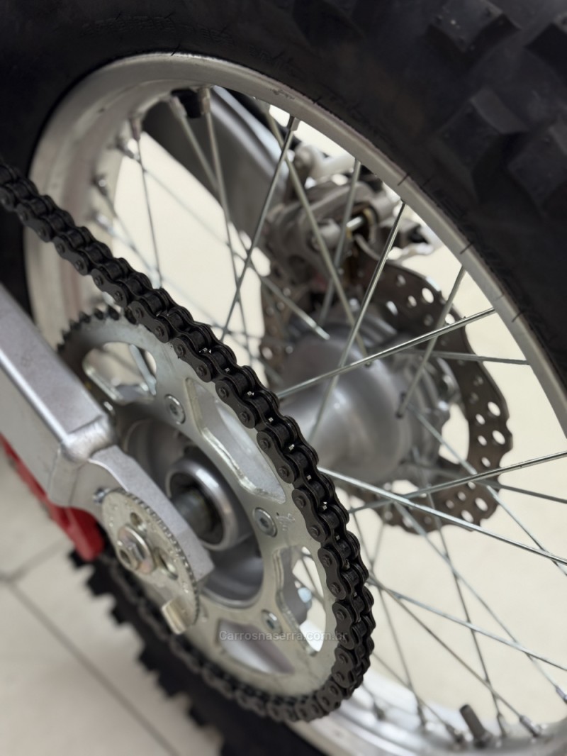 CRF 250F  - 2025 - FARROUPILHA