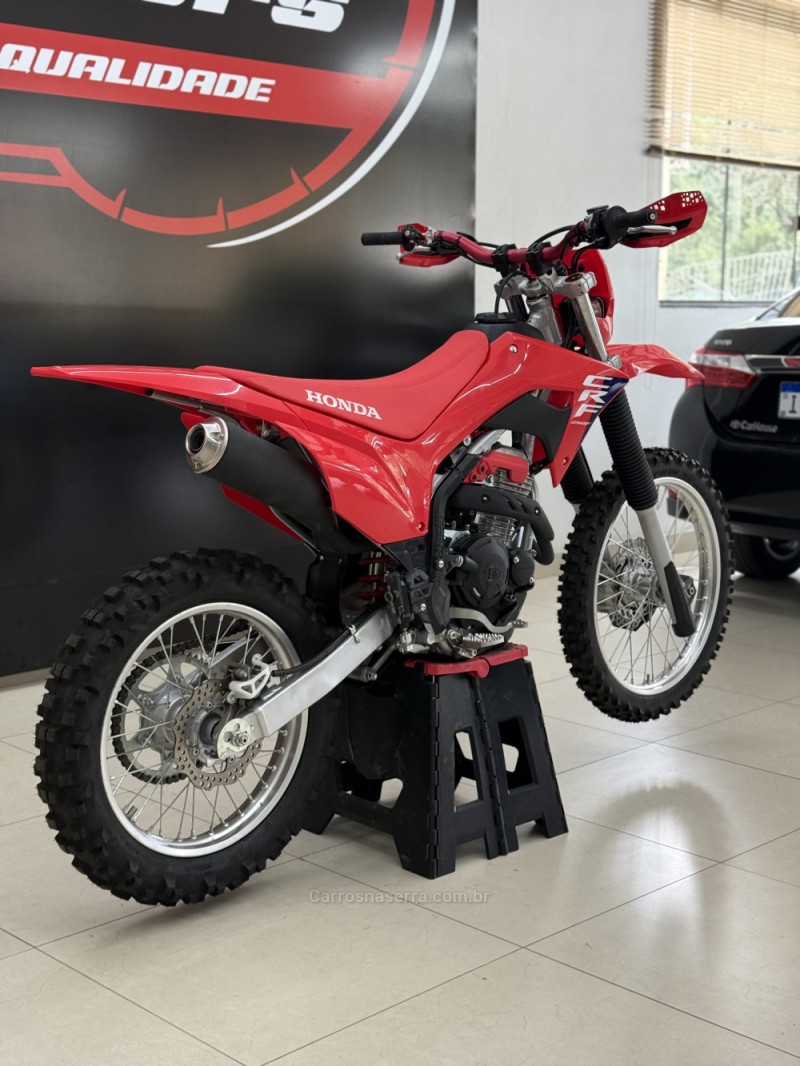 CRF 250F  - 2025 - FARROUPILHA