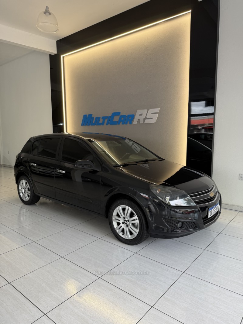 VECTRA 2.0 MPFI GT HATCH 8V FLEX 4P MANUAL - 2009 - ESTâNCIA VELHA
