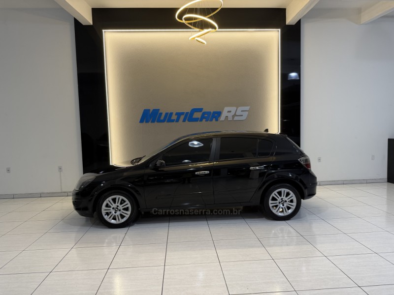 VECTRA 2.0 MPFI GT HATCH 8V FLEX 4P MANUAL - 2009 - ESTâNCIA VELHA