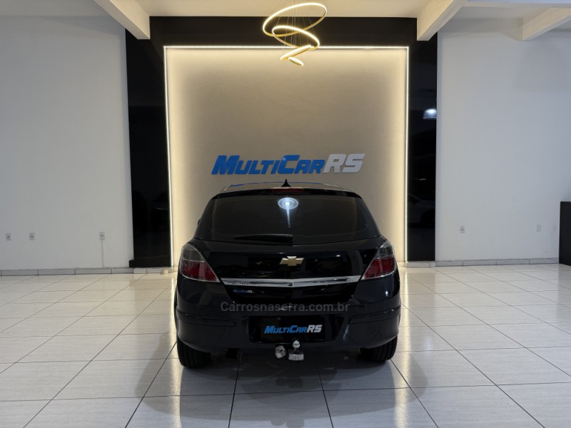 VECTRA 2.0 MPFI GT HATCH 8V FLEX 4P MANUAL - 2009 - ESTâNCIA VELHA